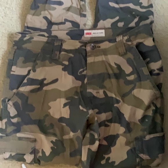wrangler camo regular taper cargo pants - Picture 3 of 4